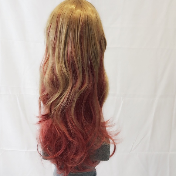 New blonde and red wig with thick bangs cosplay main image 4